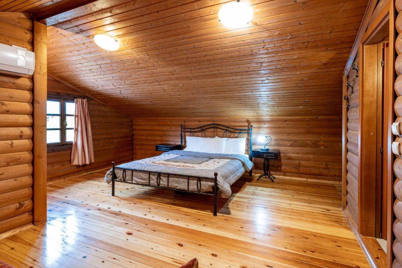 Chalet Likouresi Village Karpenísion Dış mekan fotoğraf